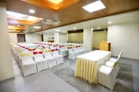 Hotel the Grand Ladhukara Hotels in Dwarka