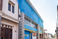 OYO Life 3720 Homestay Gayatri Janti Hôtels à : Sukun