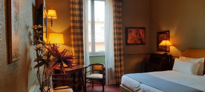 دوموس ليفيا لكشري سويتس Hotels near Capuchin Crypt