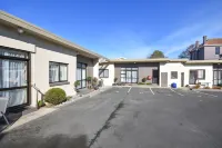Garden Motel
