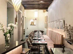 Hotel Boutique Corral del Rey