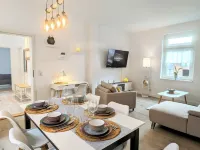 CaSa Apartment Modern Vintage Parking/Amazon Prime/family-friendly apartment