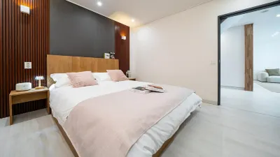 Pohang Sevenstay Hotels near Guryongpo Beach