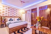 Hotel Festival Mahipalpur at Delhi Airport - 2-Star