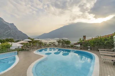 Garda Suite Hotel Hotels near Limone sul Garda