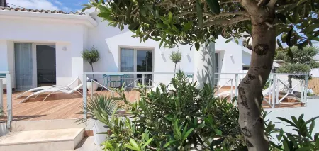 Sandra Rooms Отели в г. Сан-Хуан-де-Аликанте