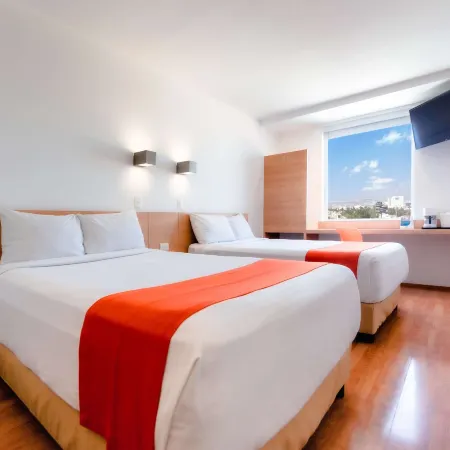 Sleep Inn Leon Antares
