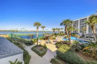 Salt and Light Surf & Racquet 204B Hotels in Gulf Shores