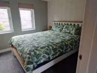 Luxury Lodge - Sleeps 4 Hot Tub & Parking Hôtels à : 