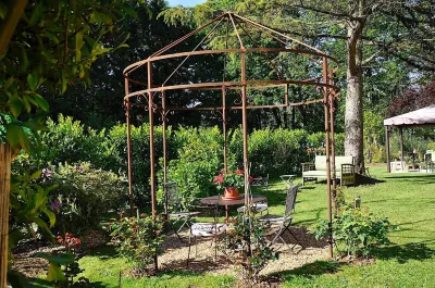 Au Jardin de Lisa Hotels in Cherreau