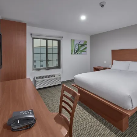 Extended Suites Monterrey Aeropuerto