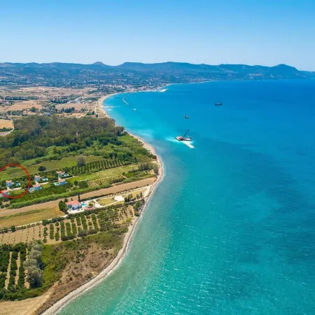 Sun Beach Villa Thio Large Private Pool Walk to Beach A C Wifi Car Not Required - 2840