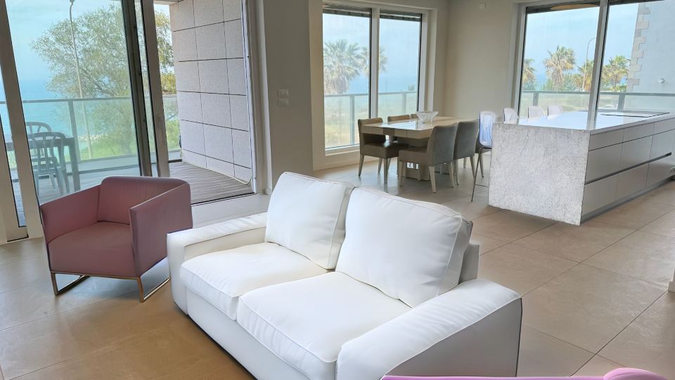 Prince Palace Netanya Central Beach