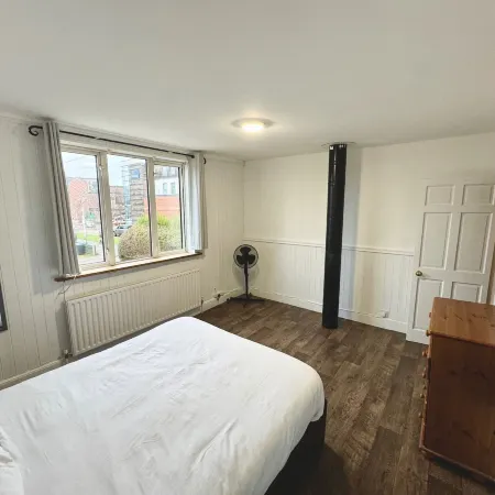 Detached 4Beds - Windsor Heathrow & London Access