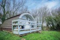 The Pod - 1 Bedroom - Freshwest Beach Retreat Hôtels à : Milford Haven