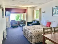 Tui Oaks Motel