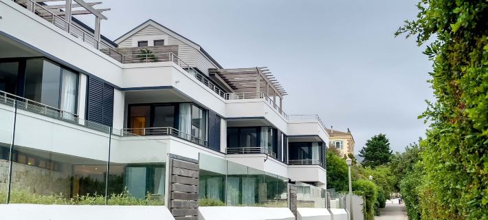 Le Paradis Penthouse Hotels in Hermanus