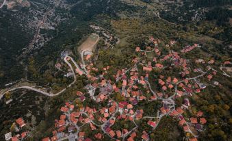 Parnassus Dreamwood Chalet