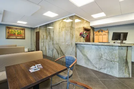 City Yard Inn Hotel Отели рядом с достопримечательностью «Passenger Terminal D»