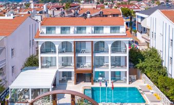 Princess Kinli Suites Hotel