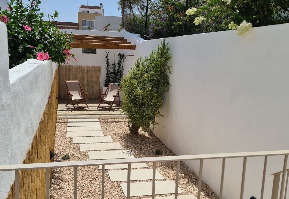 Hotel Waki Conscious Hotel, Exterior, Garden