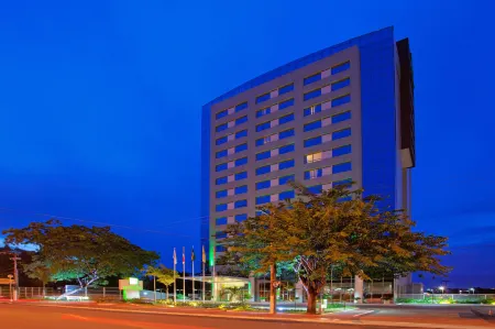 Holiday Inn Manaus Отели в г. Манаус