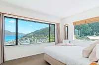 Town Centre Location with Stunning View - Unit 1