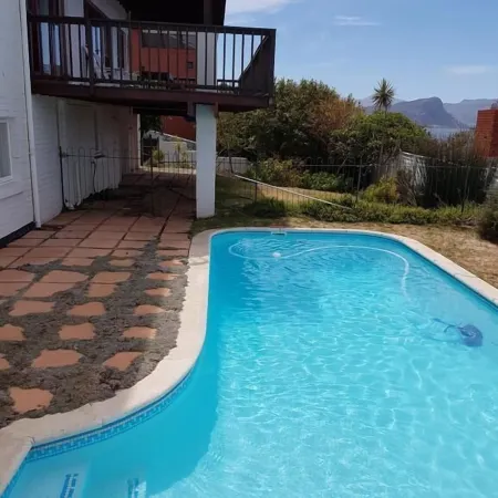 Boulders Beach House Отели рядом с достопримечательностью «Пляж Лонг-Бич»