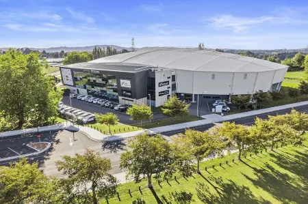 Cambridge Top 10 Holiday Park Отели рядом с достопримечательностью «Мейпл Арборетум»