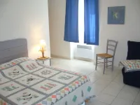 Ferme le Grand Cordy Hotels in Grignan