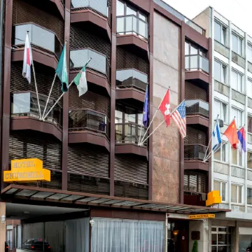 Hotel Churchill Отели рядом с достопримечательностью «Парк Ла Гранж»