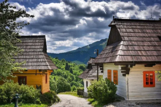 Fatrapark 2 Apartments Hrabovo - Hlavná Recepcia Hotels near Obrovo