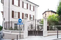 Residenza Elisa Hotel di Lonato del Garda