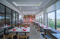 Front One Hotel Tulungagung Hotels in Pagerwojo