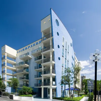 ميركيور ريميني لونجوماري Hotels near ميراماري