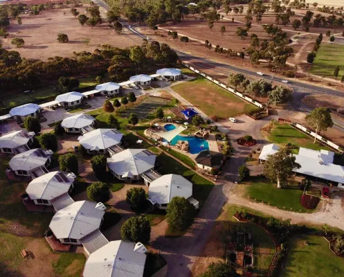Tindarra Resort Hotels in Moama