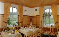 Waldhotel Forsthaus Remstecken