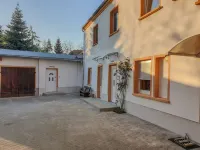 Spreeblick Apartments Hotels in Wilthen