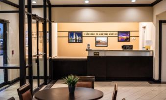 Rodeway Inn & Suites