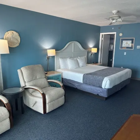 Shoreline Island Resort - Exclusively Adult