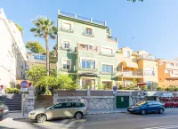 Bypillow California Hotels near Las Playas