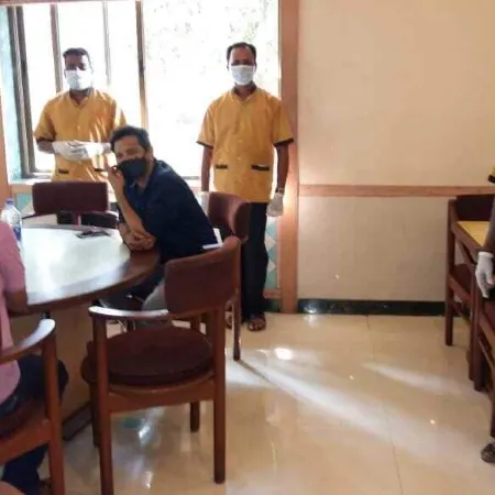 Hotel Ravi Kiran