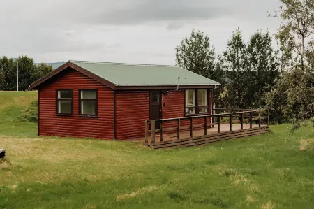 Smáratún Farm Eco Lodges Отели рядом с достопримечательностью «Сельяландсфосс»