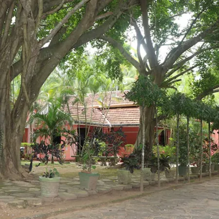 Villa Sunshine Hotel