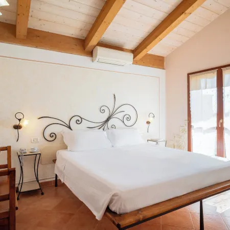 Lola Piccolo Hotel e Appartamenti