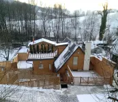 Chalets under Falcon Ridge Hotels in 