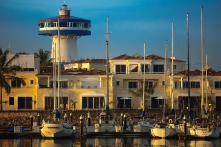 Isla Mazatlan Residence Club