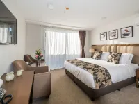 Golden Star Motel Hotels near Addington