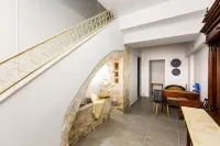 Ink Hotels Phos