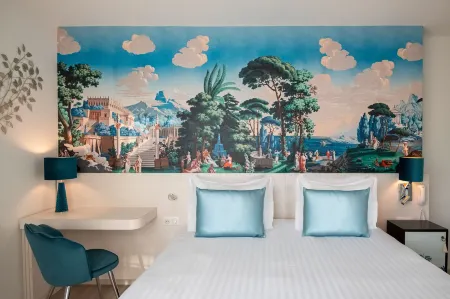 Résidence Hôtelière Chambord au Coeur de Menton - entièrement rénovée Отели рядом с достопримечательностью «Музей Жана Кокто - Коллекция Северина Вундермана»